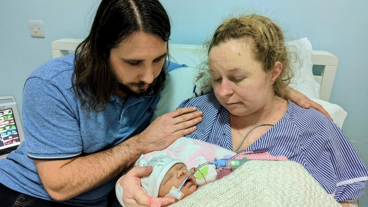 Katieabcgirl's tweet card. Wes Streeting's flagship investigation into England’s struggling maternity services is a shambles, say bereaved parents