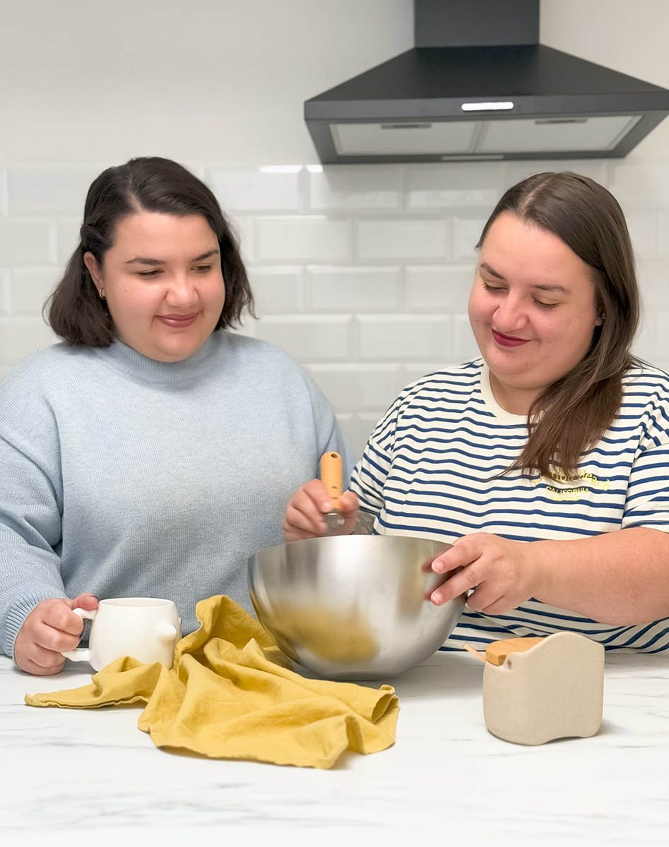 simolovesya's tweet card. This is a Page for The Grumpy Olive, here you will find all the categories you might be interested in searching. From books to recipes, coffee and style, we