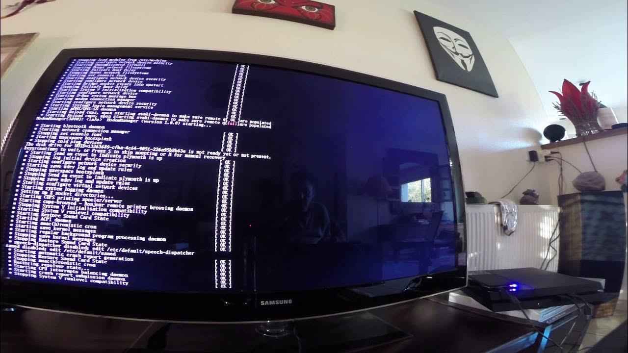 fx0code's tweet card. PS4 Running Linux Ubuntu