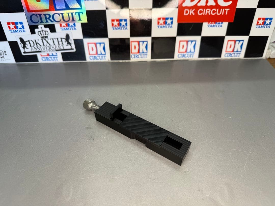 dk_circuit's tweet card. ペラポジ2 ミニ四駆　DKCをメルカリでお得に通販、誰でも安心して簡単に売り買いが楽しめるフリマサービスです。新品/未使用品も多数、支払いはクレジットカード・キャリア決済・コンビニ・銀行ATMが利用可能で、品物が届いてから出品者に入金される独自システムのため安心です。