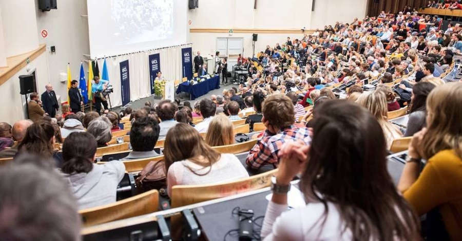 _Synergo's tweet card. L'UCL, ainsi que cinq autres universités francophones, lancent le portail "Océan". Il va structurer l'offre francophone de formations en ligne ouvertes à...