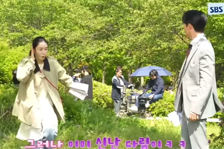 Kynaonline_com's tweet card. Behind the scenes Dynamite Kiss memperlihatkan interaksi hangat Jang Ki Yong dan Ahn Eun Jin. Intip momen lucu, chemistry kuat, serta ...