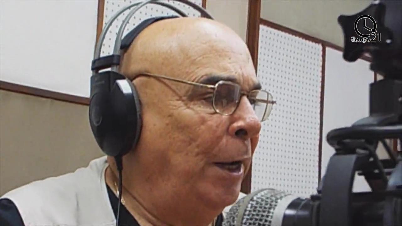 guide_e2025's tweet card. Mientras la Isla se adentra en el último mes del año, las cabinas de transmisión se visten de gala para celebrar este primero de diciembre el Día del Locutor, una jornada dedicada a esos profesiona...