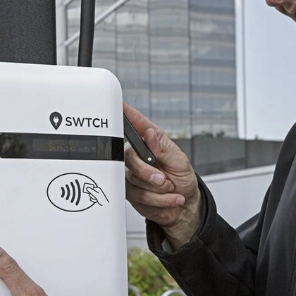 Tweet card summary image