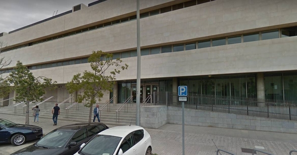 yoho2014's tweet card. La Fiscalía pide imputarles después de escuchar la grabación que el concejal denunciante hizo del supuesto intento de soborno