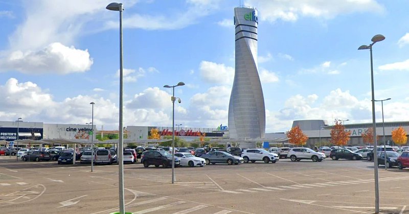 Tweet card summary image