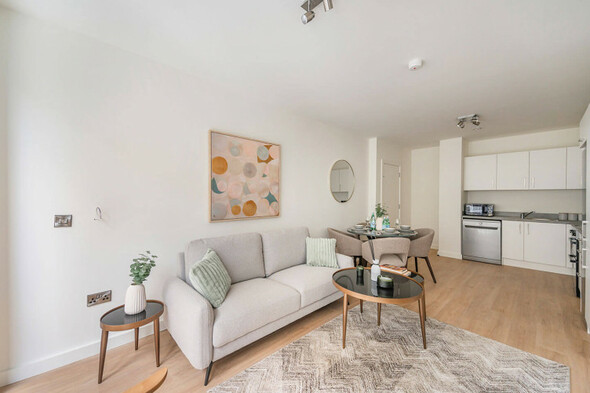 thejournal_ie's tweet card. One-bedroom apartments will range between €248k and €332k, while two-bedroom apartments will cost between €320k and €414k.