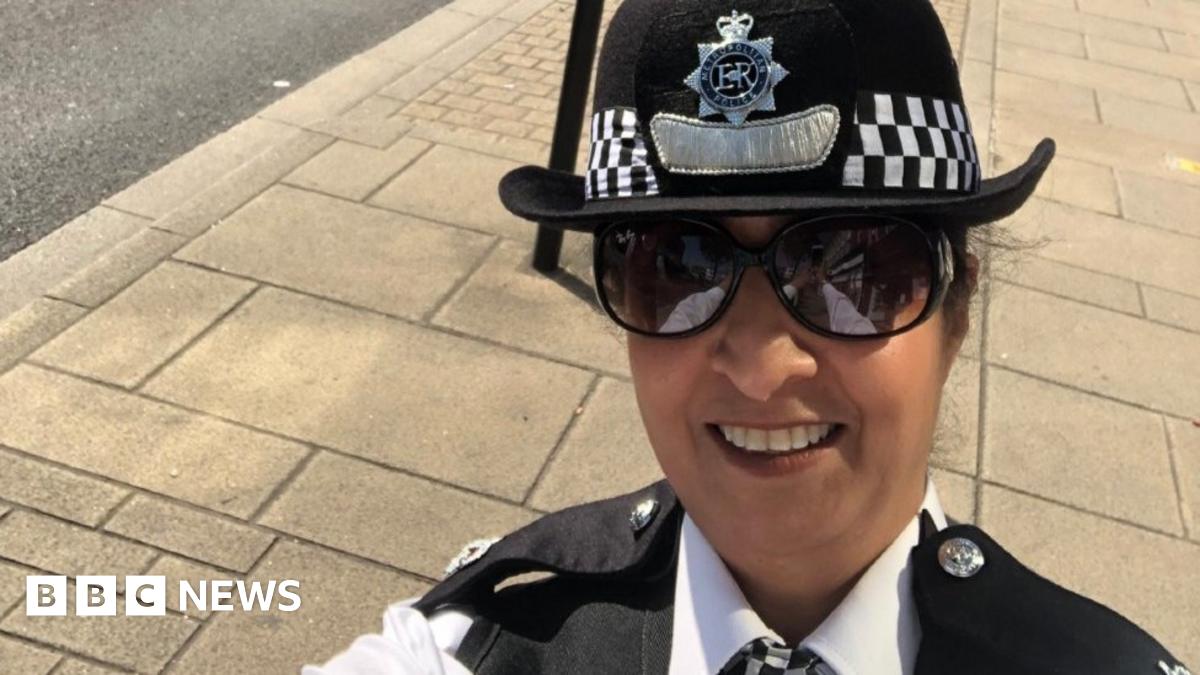 BBCfileon4's tweet card. Former senior police officer Shabnam Chaudhri says she was unfairly treated, because of her ethnicity.