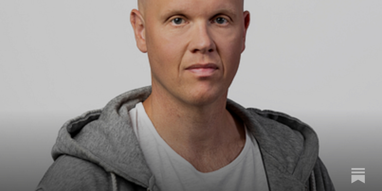 HotLamotte's tweet card. Jag har granskat hur sanslöst mycket pengar S-ägda mediebolaget AiP Media fått av oss skattebetalare de senaste 25 åren för att bland annat driva trollfabriker.