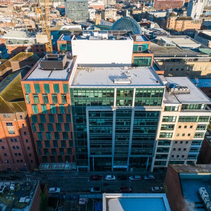 Tweet card summary image