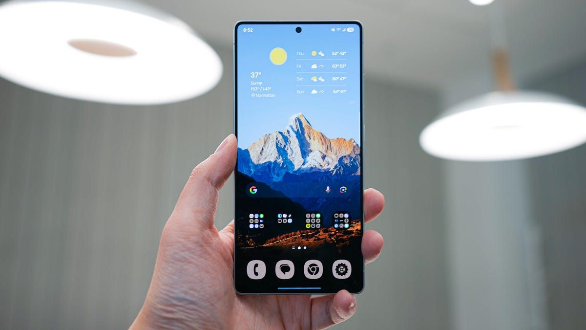 ZDNET's tweet card. Samsung phones come packed with apps - but some actually worsen the performance. Here are five I'd remove right now.