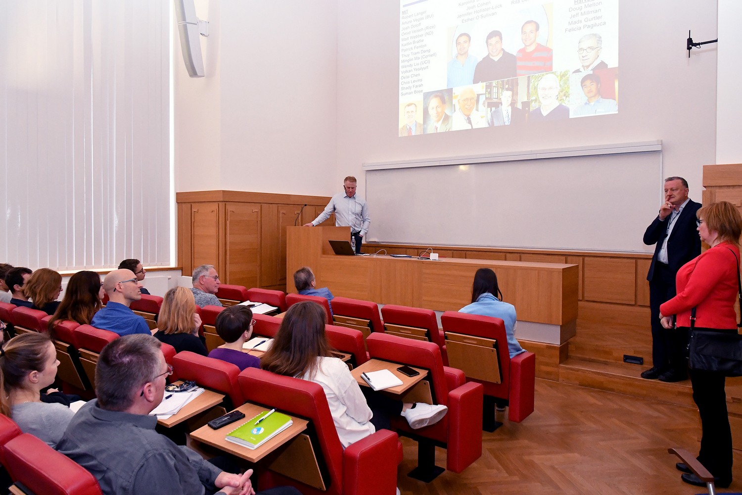 IOCBPrague's tweet card. At IOCB Prague, we’re proud to host some of the best chemists from around the world, including rising stars and Nobel Prize winners, during the IOCB Invited Lectures Series.