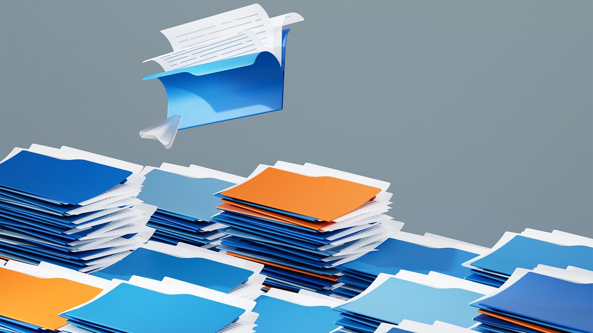 JOSEPEREZJR01's tweet card. Only half of firms are following the ‘3-2-1’ backup rule or using immutability to keep data tamper-proof