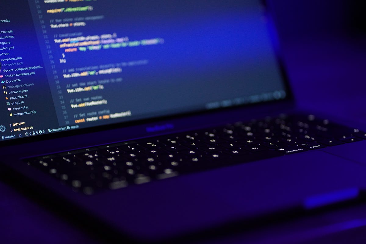 laravel_101's tweet card. Saya mulai belajar Laravel sejak tahun 2021, ketika saya tertarik dengan konsep MVC (Model-View-Controller) yang digunakan oleh Laravel…
