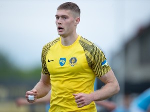 DniproFC's tweet card. Комерційний Директор про трансфер Довбика.