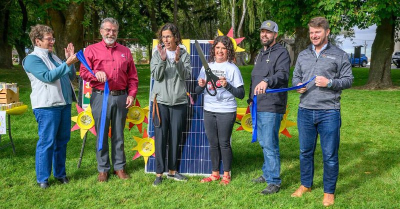 Tweet card summary image