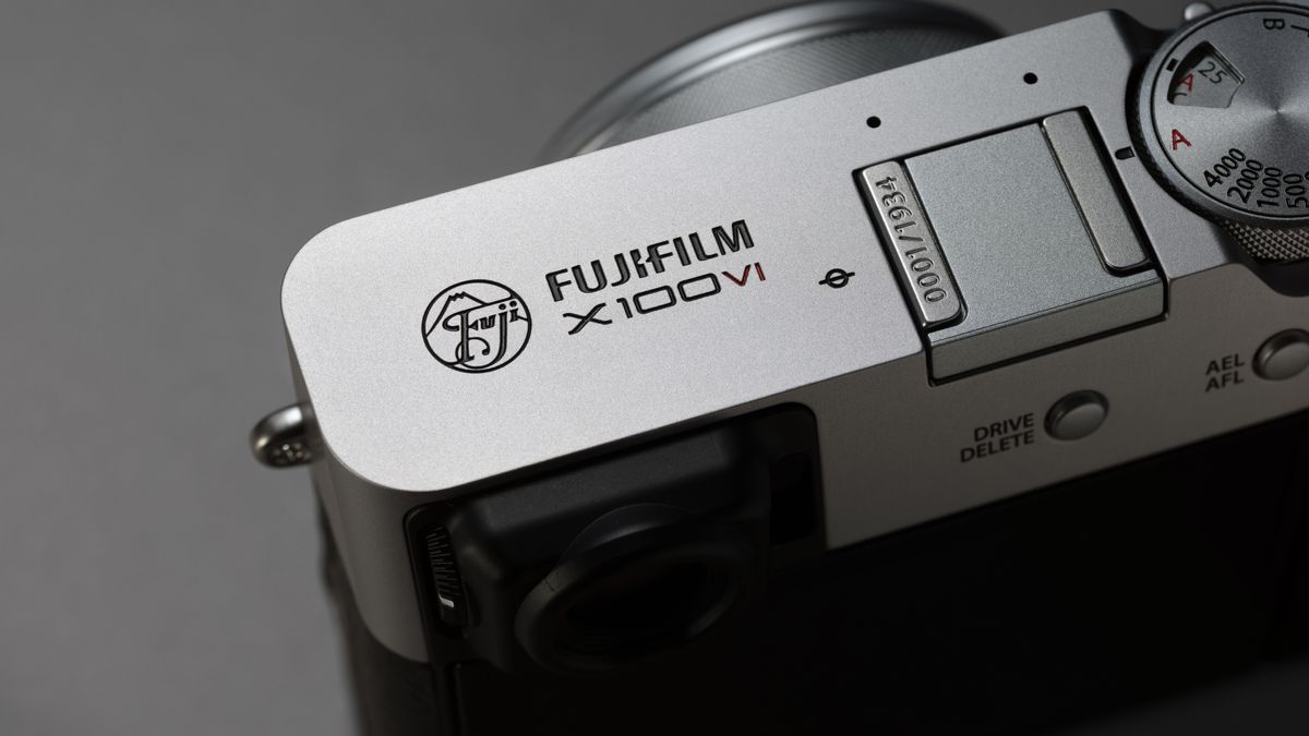 hackographycom's tweet card. This is how to stand the best chance of securing your Limited Edition Fujifilm X100VI depending on where you live