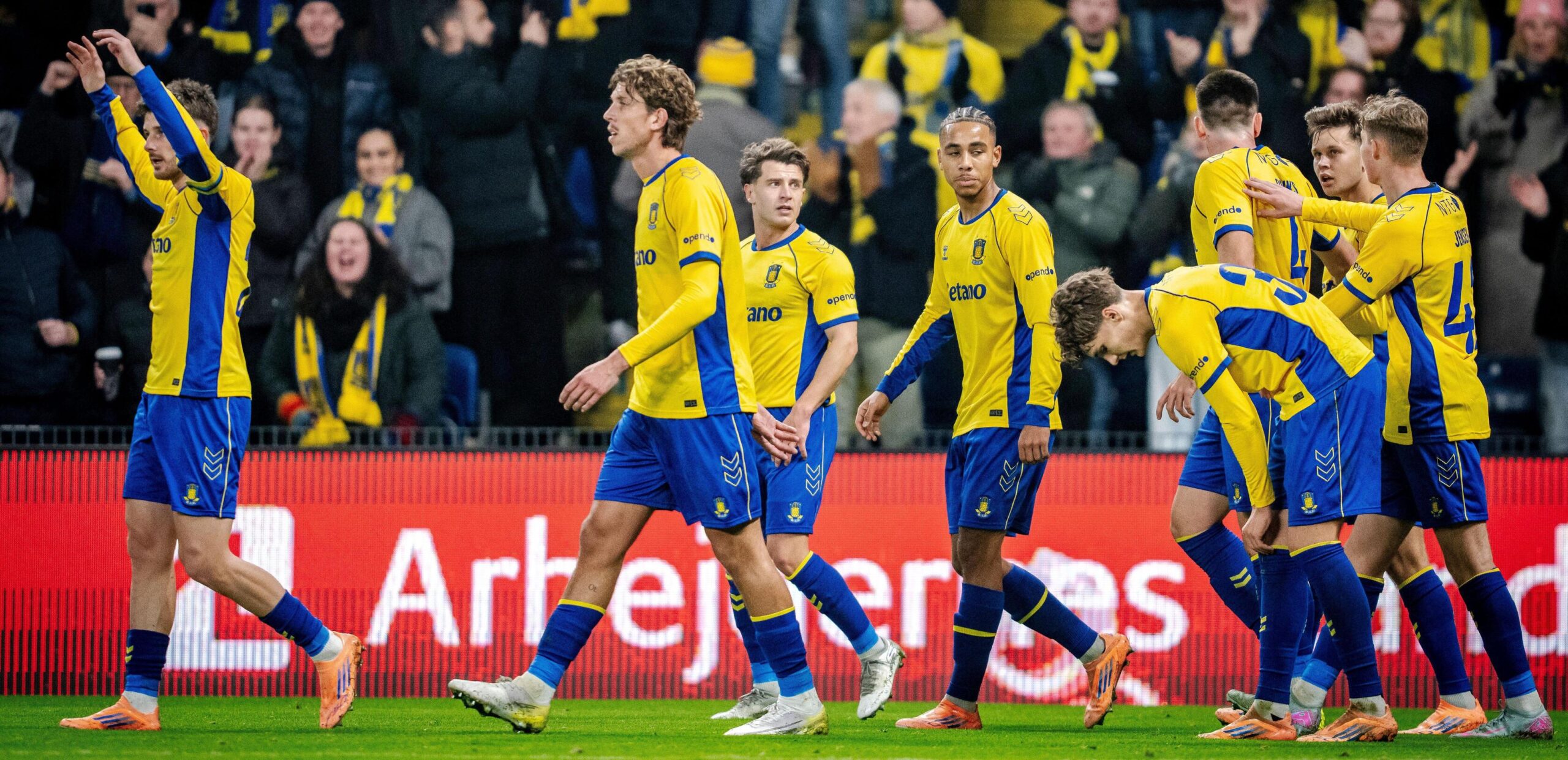 tipsbladet's tweet card. Tipsbladet zoomer ind på kampen mellem Brøndby IF og FC Fredericia.