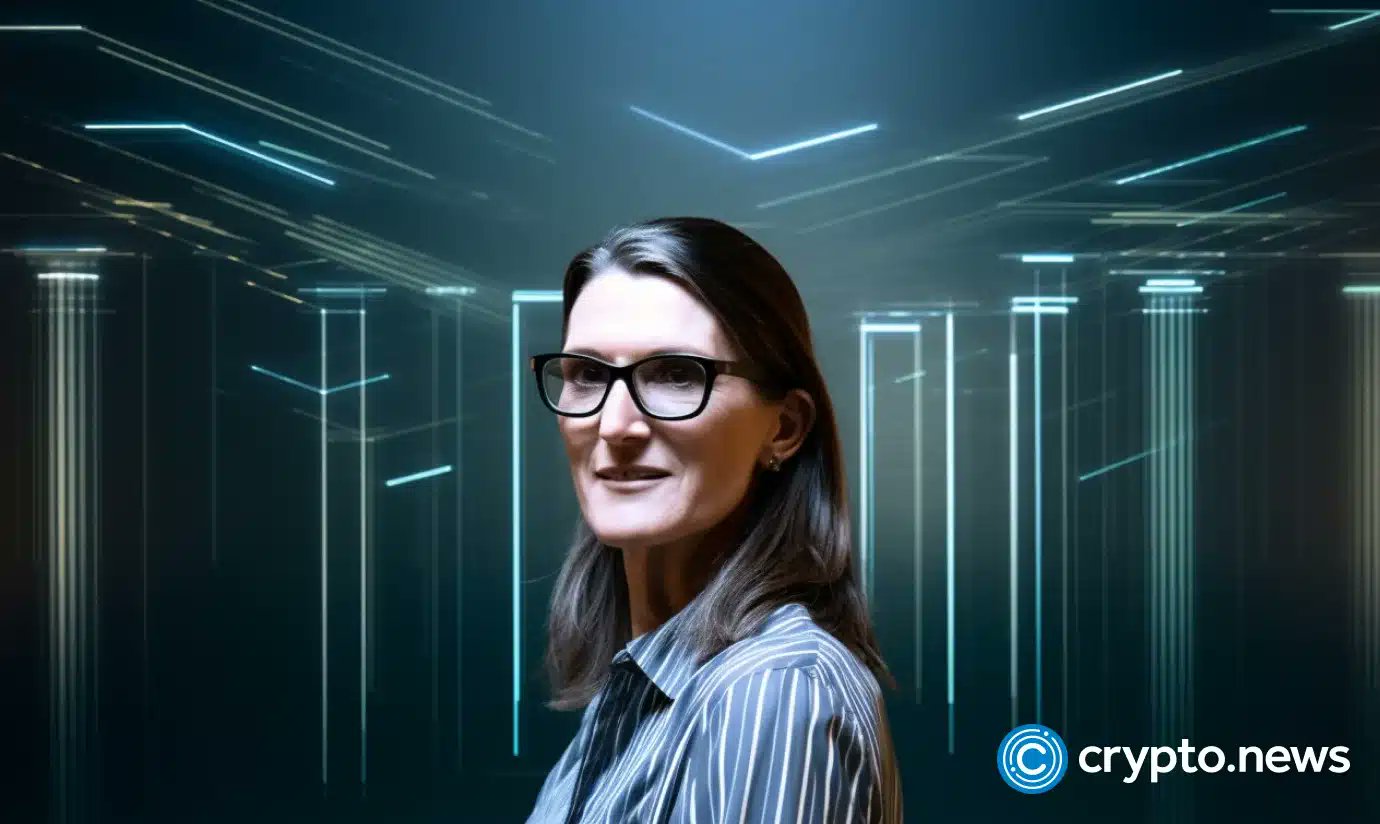 howtobuy_crypto's tweet card. Cathie Wood would "hands down" invest in Bitcoin over Ethereum.