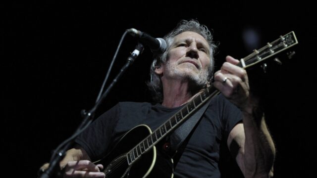 NPORadio2's tweet card. The Great Gig In The Sky is bijna compleet, maar heeft zang nodig. Pink Floyd betaalt sessiezangeres Clare Torry 30 pond om wat in te zingen – misschien wel hun beste 30 pond ooit besteed.