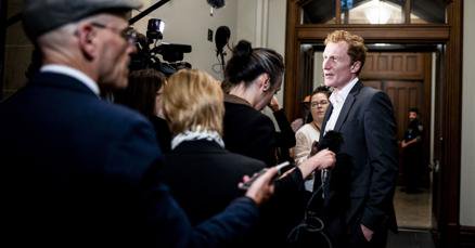 Tweet card summary image