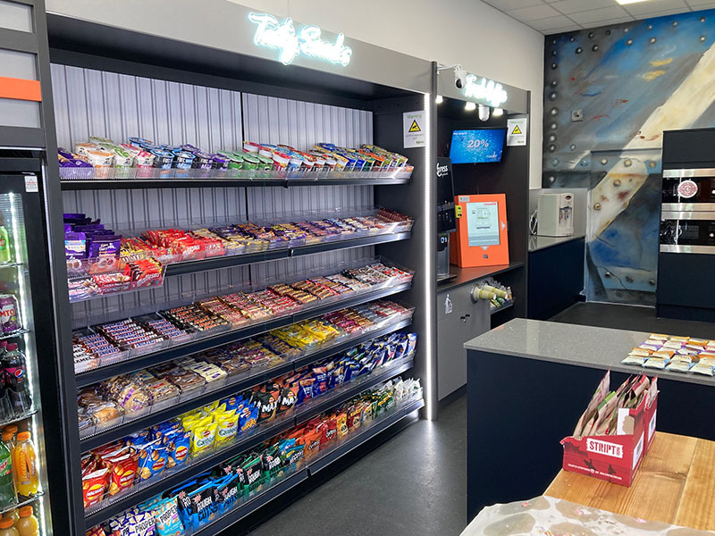 expressrefresh's tweet card. A quality workplace refreshment solution can improve company culture and promote a better place to work. Here are five reasons why.