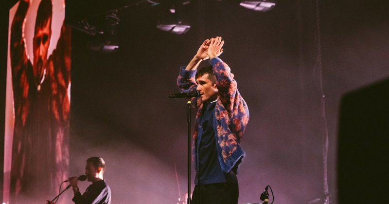 Tweet card summary image