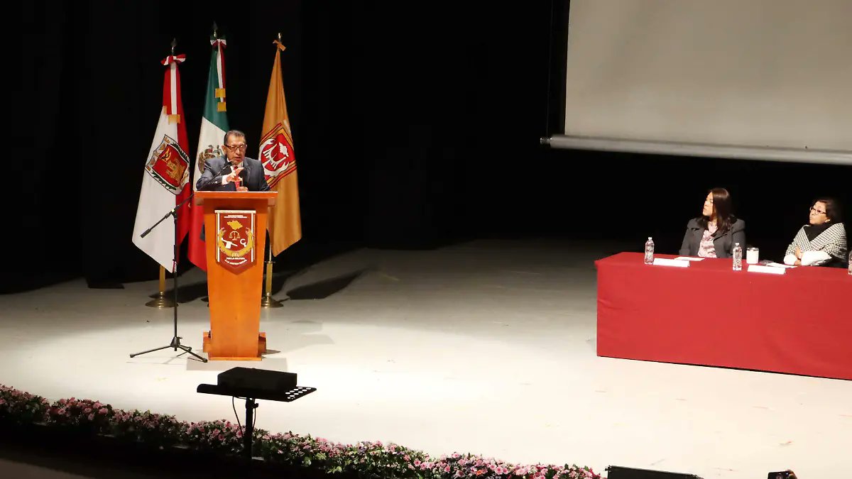 SoldeTlaxcala's tweet card. Este lunes celebraron el décimo Foro en la materia y una feria de valores