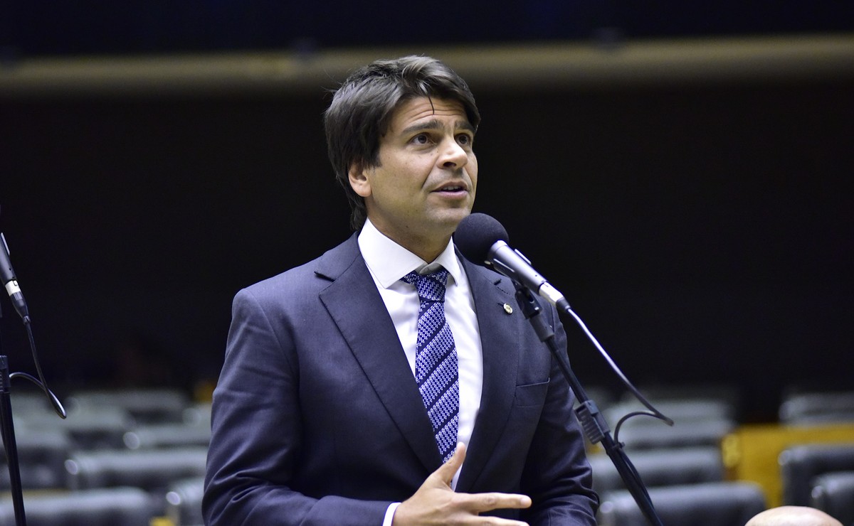 bernardo_lima1's tweet card. Deputado Pedro Paulo (PSD-RJ) recebeu do presidente da Câmara, Hugo Motta, missão de apresentar medidas de ajuste fiscal