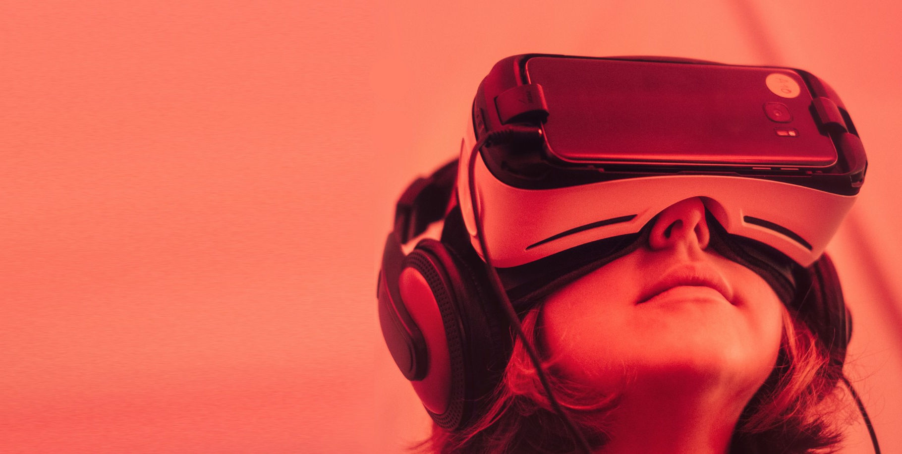 ComarketingNews's tweet card. Métavers, fintech, creator economy ou encore puces ARM... Retour sur 10 tendances qui vont impacter l'industrie de la Tech cette année.