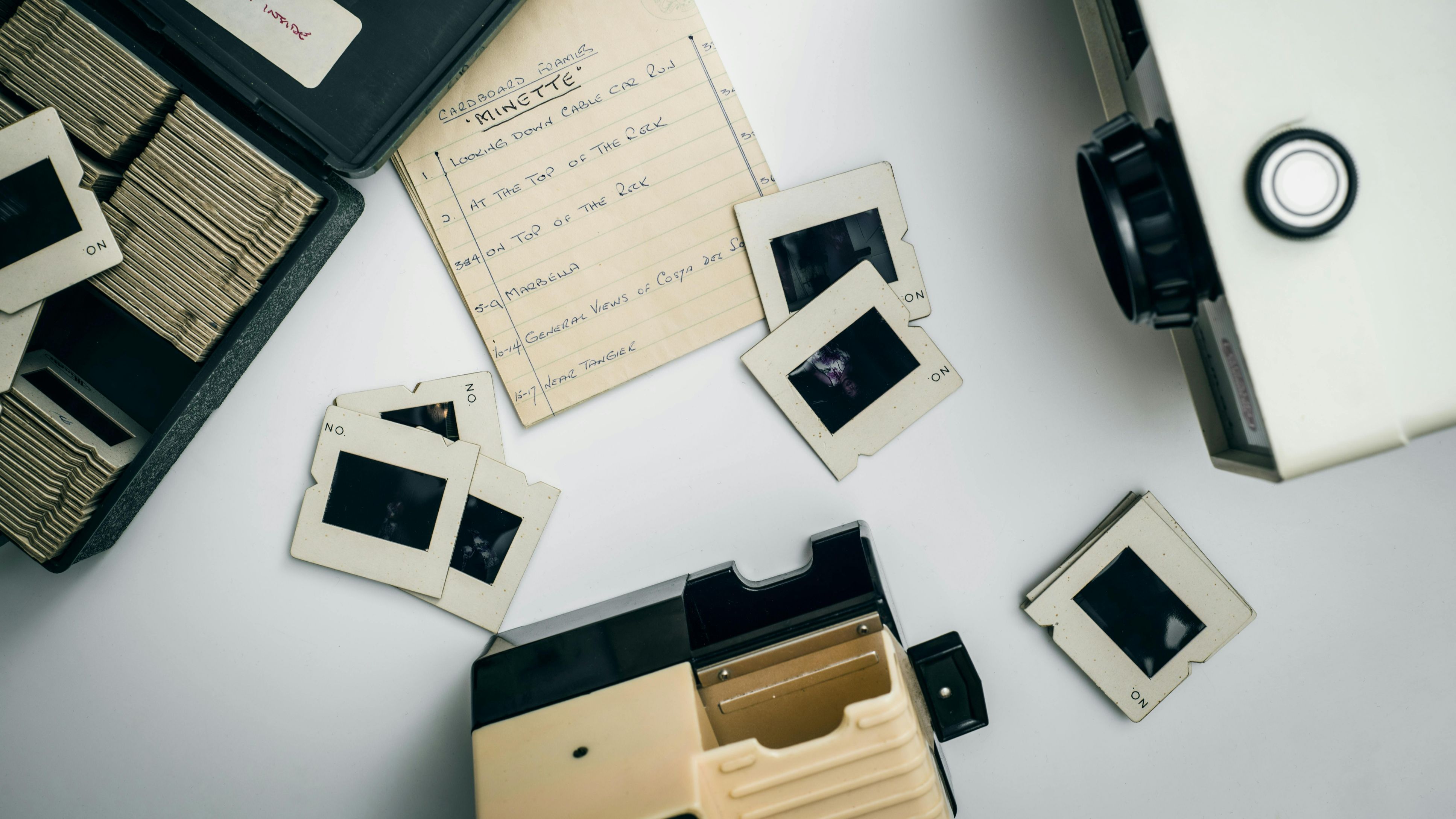 DOCNYCfest's tweet card. Your weekly rundown of all the latest documentary news from the festival circuit, awards season commentators, new releases and beyond.