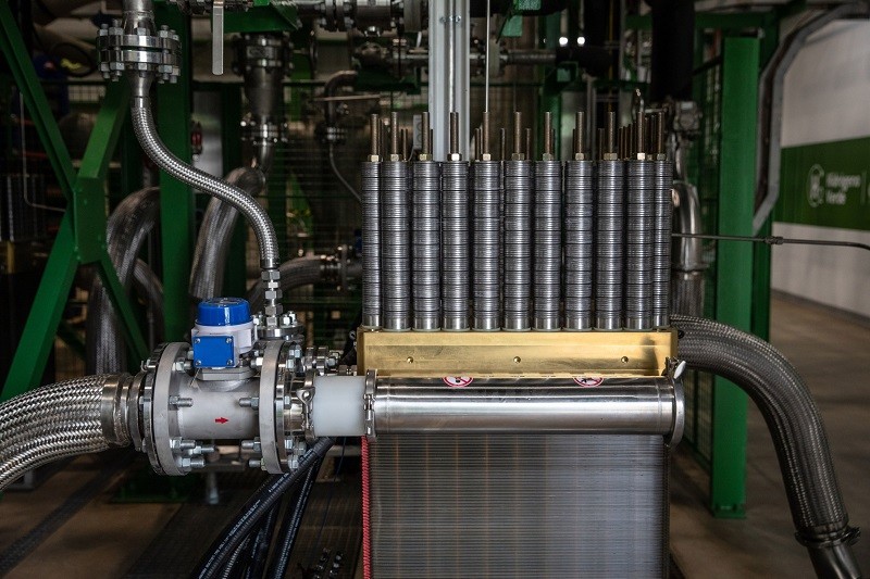 BloombergNEF's tweet card. Rhetoric around hydrogen has become ever more overblown.