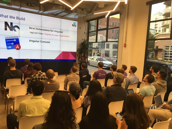 Zizzamia's tweet card. 👋 6:00p · Meet and hang out 🗞 6:40p · Angular News by Minko Gechev, (https://twitter.com/mgechev) Angular Team 🚴🏻‍♀️ 6:50p · TBD - Google by Ilona Budapesti 👀 7:15p