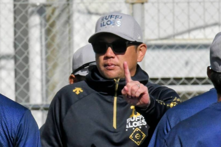 kita02YP's tweet card. オリックス・山崎勝己バッテリーコーチ【写真：北野正樹】山崎勝己バッテリーコーチが担当　岸田護監督が就任1年目の今季、Aクラス入りを果たしたオリックスの