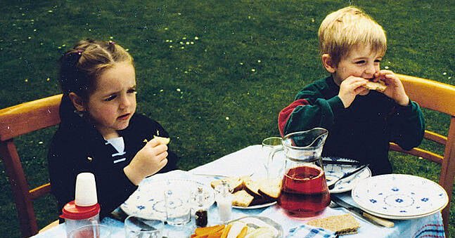 Tweet card summary image