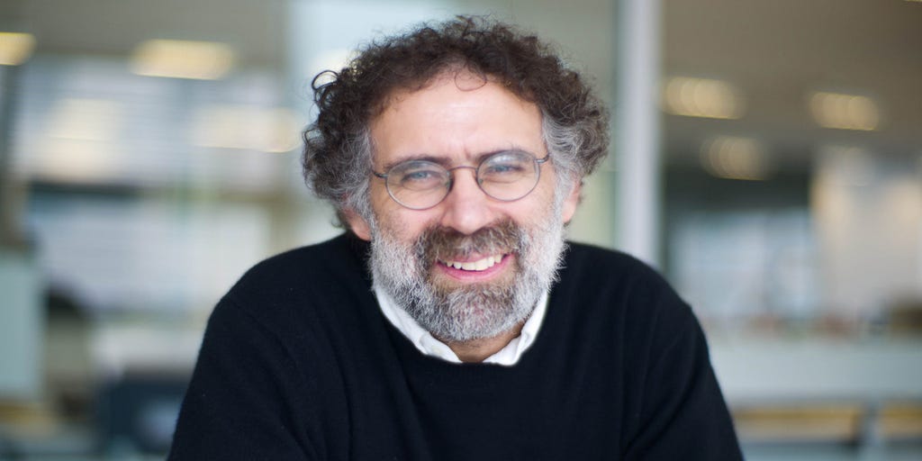 CodingWithKids's tweet card. Massachusetts Institute of Technology's research lab's projects bring innovations to life.