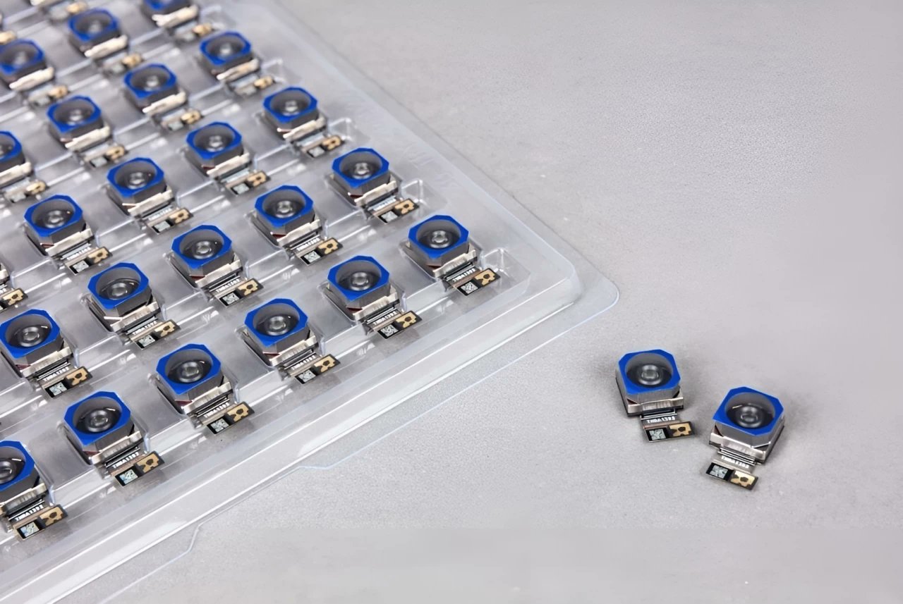 NeowinFeed's tweet card. Raspberry Pi has just launched the Camera Module 3 Sensor Assembly for just $15. It's essentially the same as the Camera Module 3, but for smaller projects.