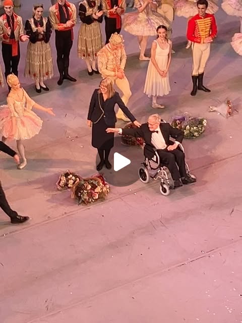 ladolcevita416's tweet card. Rachel Holland (@lowerslipsgirl) • Instagram photos and videos