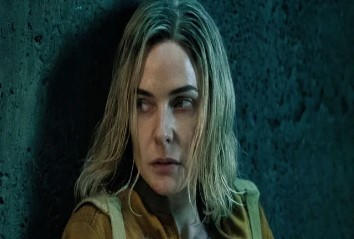 ETalkUK's tweet card. Back with TV season review, this, for Silo season 2 MUST-SEE: Silo Season 2