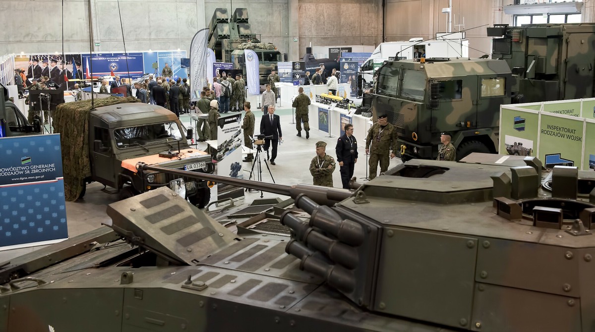 Wojciech_Czapla's tweet card. Unia Europejska przygotowuje się do wdrożenia ambitnego programu SAFE, który przewiduje 150 mld euro w pożyczkach na inwestycje w...