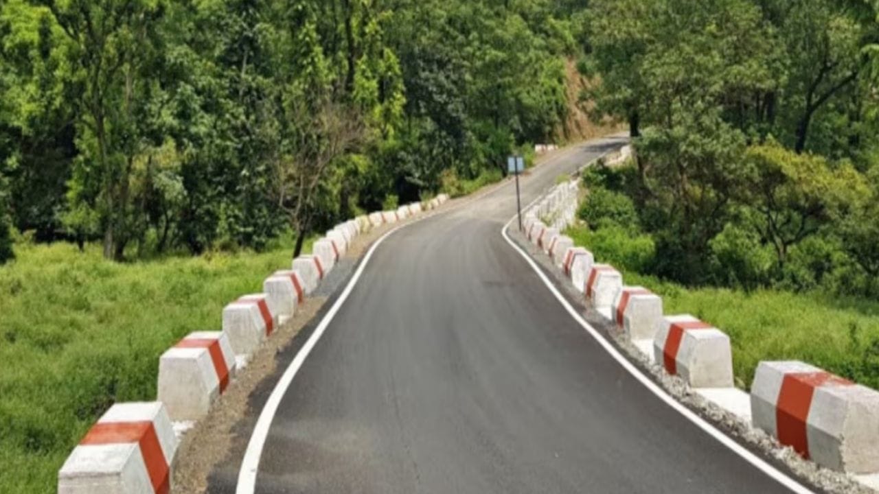 gaonjunctionofc's tweet card. SWAGAT, प्रधानमंत्री नरेंद्र मोदी द्वारा गुजरात के मुख्यमंत्री रहते 2003 में शुरू किया गया एक नागरिक शिकायत निवारण कार्यक्रम