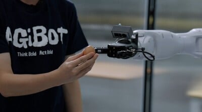 StartupWorldTek's tweet card. Agibot G2 launches with advanced AI and hardware for safer, smarter industrial automation.