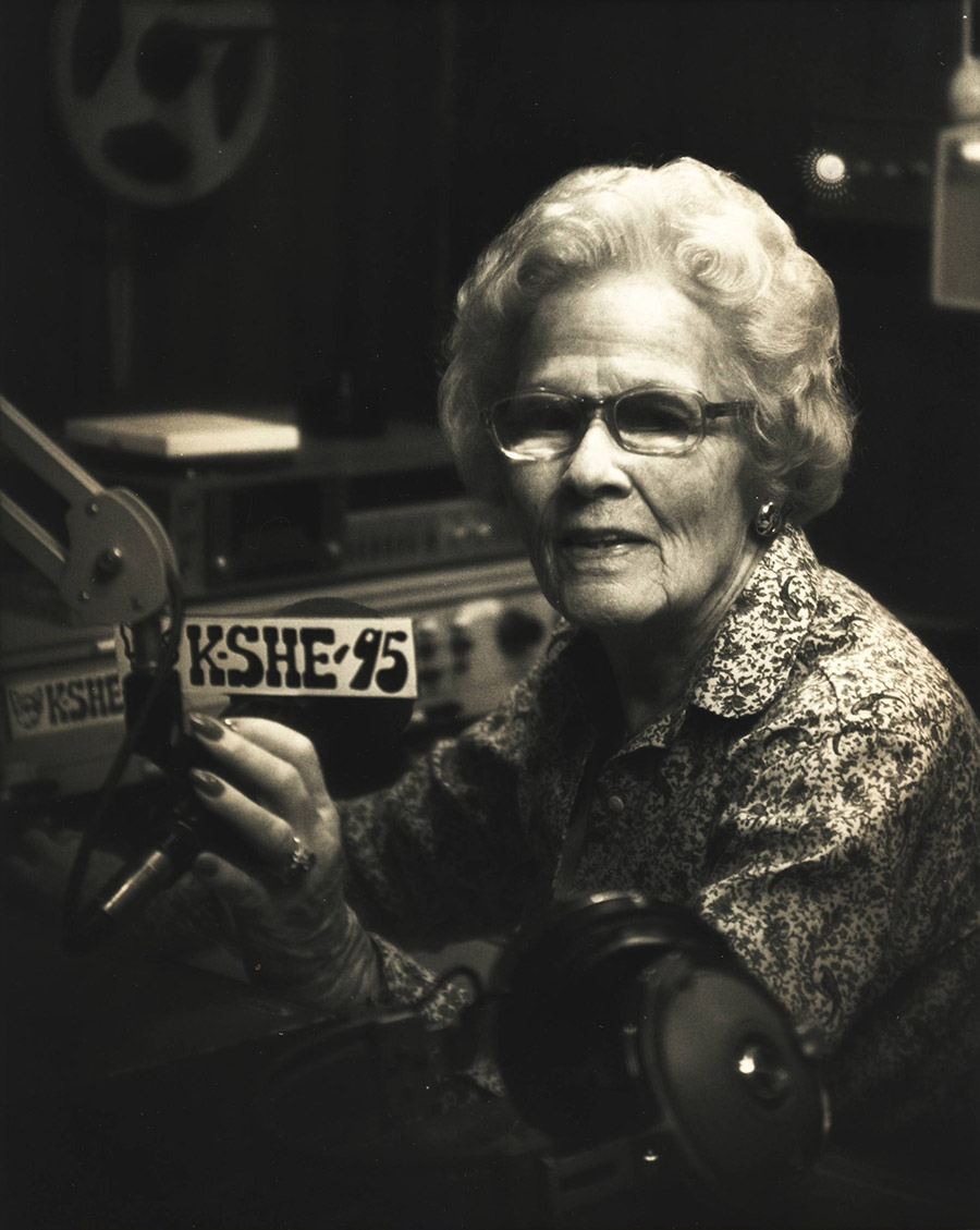 8048a6f3fd5240c's tweet card. Totally Cosmic – KSHE 95