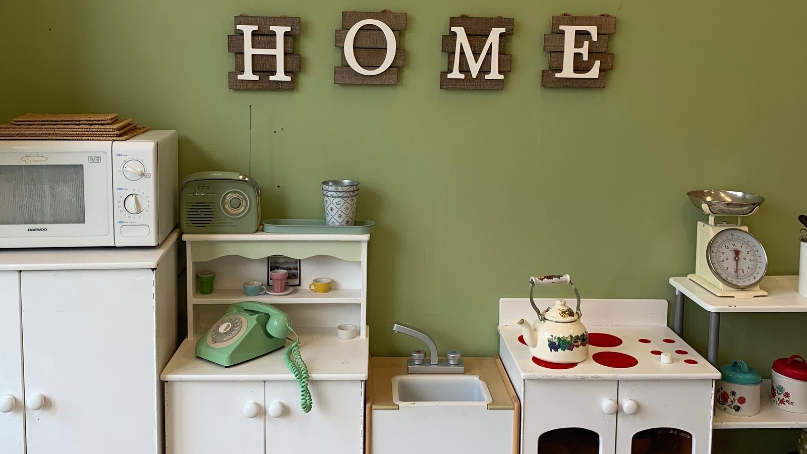 DeansrathCoderd's tweet card. 'We are not all in this together', say support services