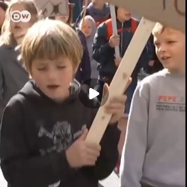 maegeek's tweet card. MãeGeek Blog (@mae_geek) • Instagram video