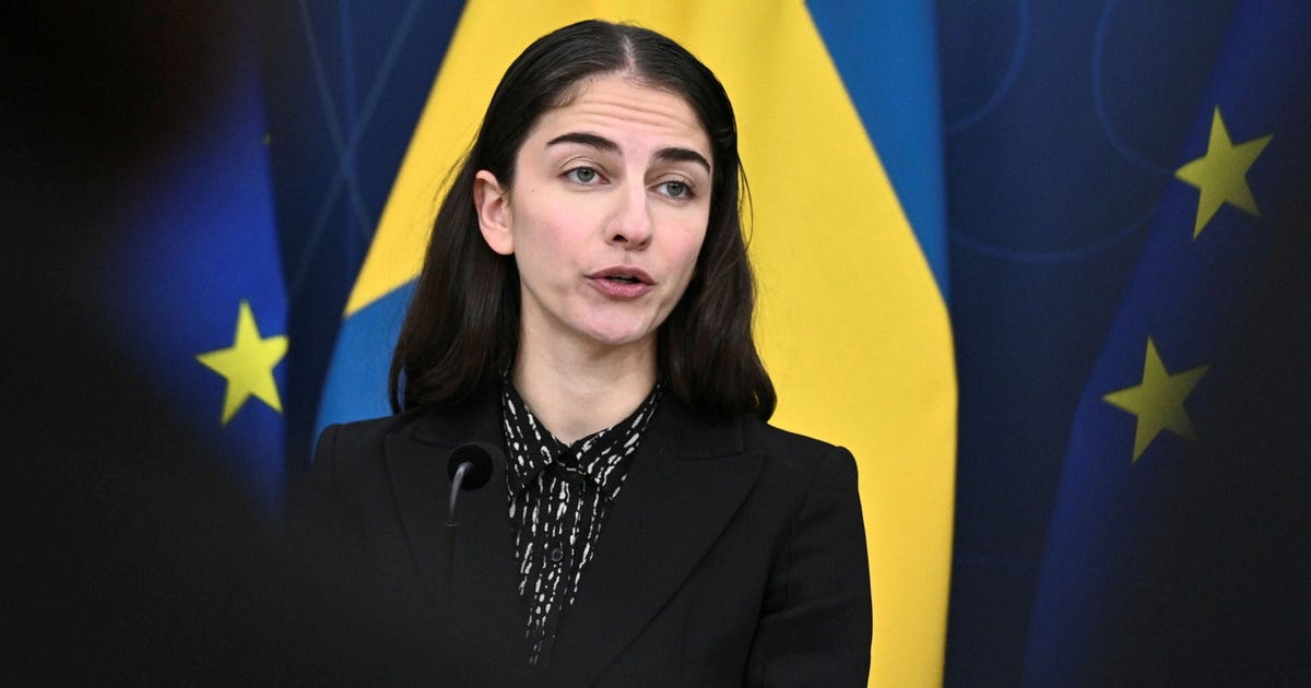 IsabellaLovin's tweet card. Regeringen storsatsar på utsläppsminskningar i andra länder för att nå Sveriges klimatmål.