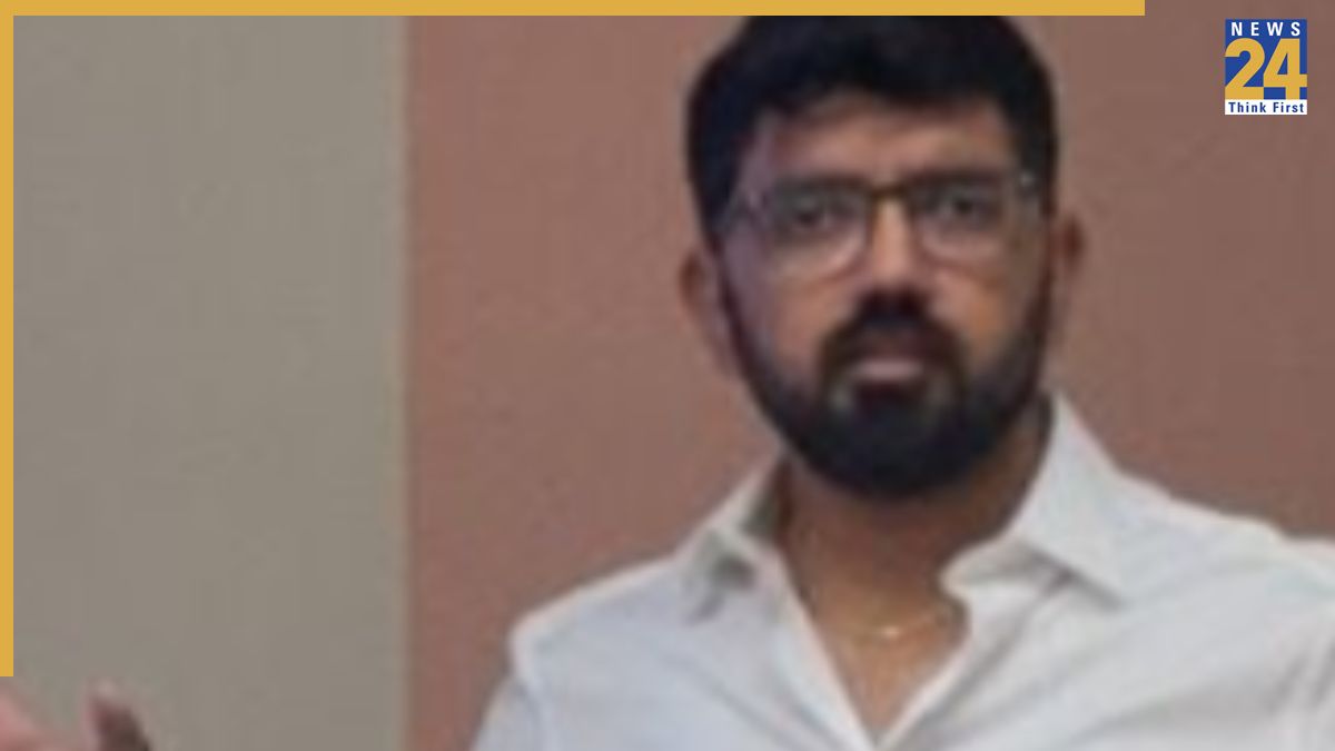 News24eng's tweet card. Global marketplaces like Amazon and Walmart are constantly juggling challenges whether it is managing supply, setting prices and handling logistics across countless countries, rules and customer...