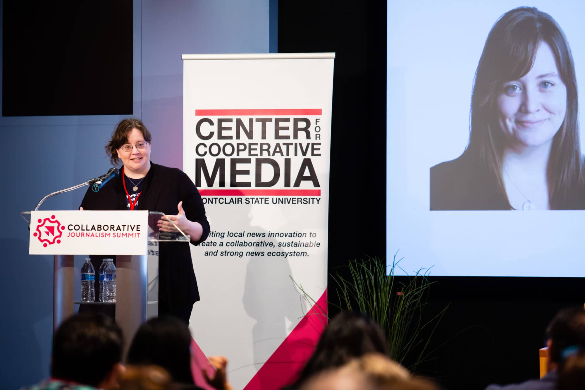 CenterCoopMedia's tweet card. CollaborativeJournalism.org is a hub of collaborative journalism resources and ideas, from the Center for Cooperative Media at Montclair State University.