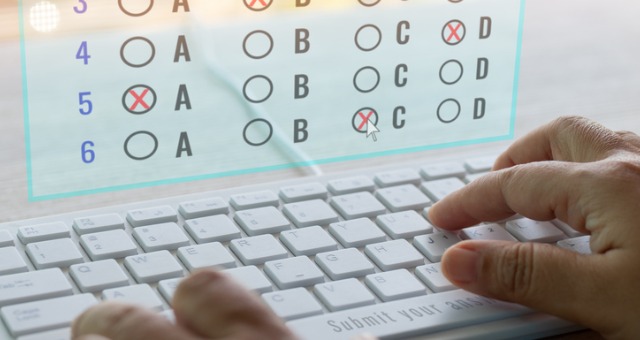 MUCourseDesign's tweet card. Here are 14 ways that instructors can decrease cheating during online examinations, while appropriately assessing their students’ overall course learning.