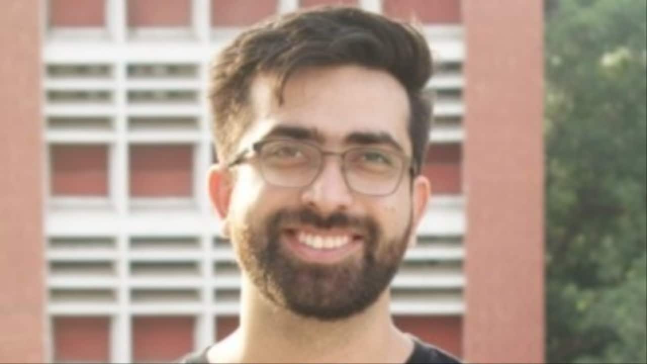 chandrarsrikant's tweet card. A dispute with a client over unpaid dues escalated for months to culminate into the police action, revealed Wherehouse co-founder Vaibhav Chawla. According to reports, 10 'innocent, blue-collar...